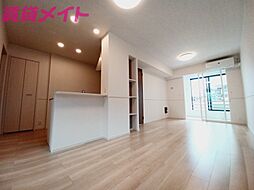 エトワールII 1階1LDKのリビング/ダイニング