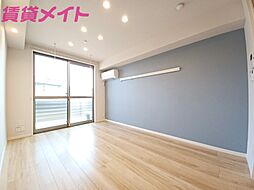 レヴェランス 1階1Kのリビング/ダイニング