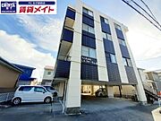 鈴鹿駅より徒歩4分 築30年4ヶ月 4階建の賃貸物件