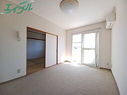 ヴィラ・ローズガーデン 1階2Kのリビング/ダイニング