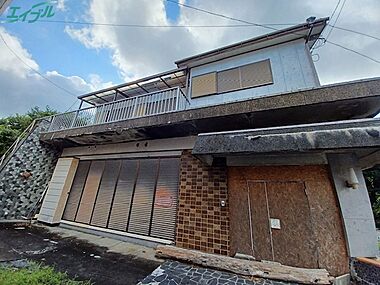 志摩市（三重県）の駐車場・ガレージ付きの一戸建て賃貸・一軒家賃貸 