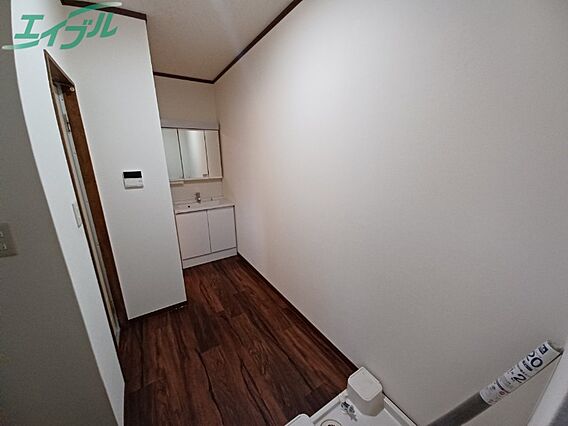 LifeSakuragiII_内装_4