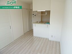 マエストロ斎宮 2階1LDKのリビング/ダイニング