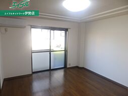 コンフォールハイランドII 1階2LDKのリビング/ダイニング