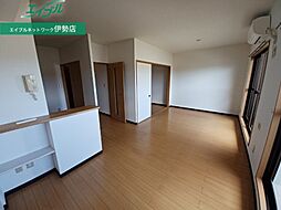 クレセールヴァンブ 5階2DKのリビング/ダイニング