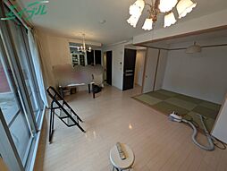 サンマンションアトレ中川駅前ラグゼ 1階3LDKのリビング/ダイニング