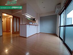 プリマベーラ． 3階2LDKのリビング/ダイニング