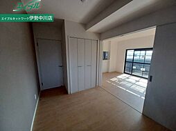 ラフィーネ 7階1Kのリビング/ダイニング