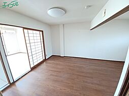 アップランドハイツ 2階2LDKのリビング/ダイニング