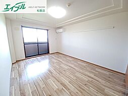 Ｅ−ＳＴＡＧＥ II 2階1Kのリビング/ダイニング