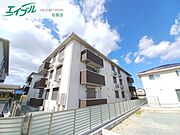 松阪駅よりバス5分 徒歩27分 2階 築2年6ヶ月の賃貸物件