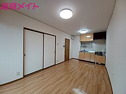 近鉄名古屋線 桃園駅 徒歩18分の賃貸アパート 2階2DKのリビング/ダイニング