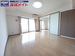 近鉄名古屋線 津新町駅 徒歩2分の賃貸マンション 7階2LDKのリビング/ダイニング