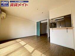 近鉄名古屋線 津新町駅 徒歩5分の賃貸マンション 4階1LDKのリビング/ダイニング