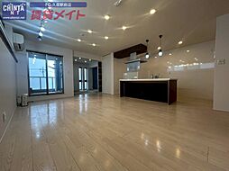 近鉄名古屋線 津新町駅 徒歩11分の賃貸マンション 3階3LDKのリビング/ダイニング