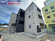 久居駅より徒歩17分 新築 3階建の賃貸物件