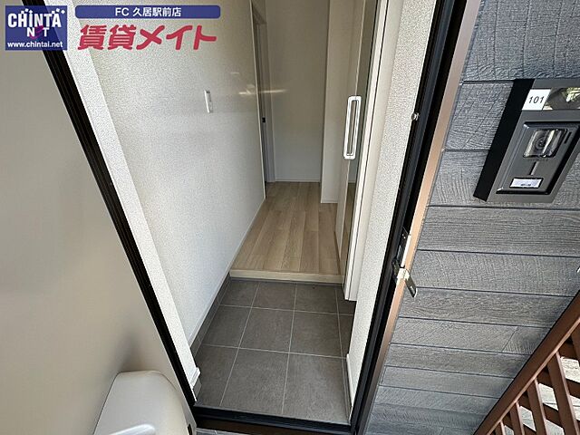 玄関