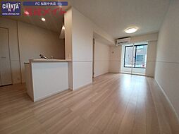 近鉄山田線 斎宮駅 徒歩20分の賃貸アパート 1階1LDKのリビング/ダイニング