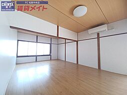 日野町貸家 1階1DKのリビング/ダイニング