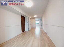 近鉄山田線 松阪駅 徒歩25分の賃貸アパート 1階1LDKのリビング/ダイニング