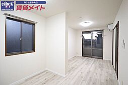 近鉄山田線 松阪駅 徒歩13分の賃貸アパート 2階1LDKのリビング/ダイニング