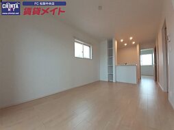 近鉄山田線 松阪駅 徒歩24分の賃貸アパート 2階2LDKのリビング/ダイニング