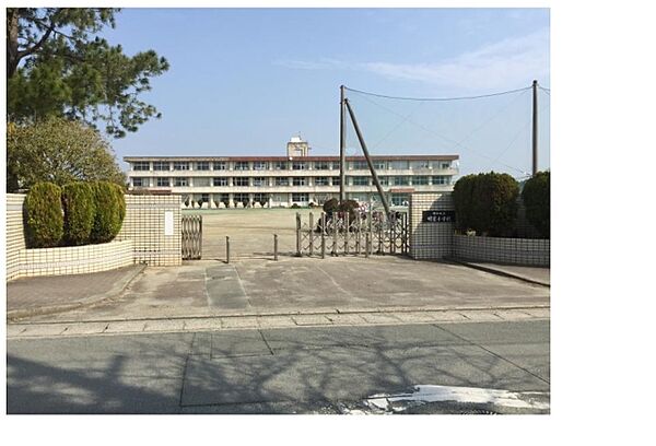 画像14:明和町立明星小学校