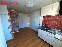 近鉄山田線 宮町駅 徒歩8分の賃貸アパート 2階3DKのリビング/ダイニング