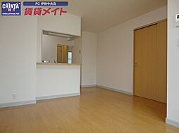 JR参宮線 田丸駅 7.2kmの賃貸アパート 1階1LDKのリビング/ダイニング