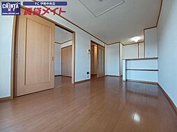 近鉄山田線 斎宮駅 徒歩12分の賃貸アパート 2階2LDKのリビング/ダイニング