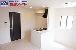 近鉄山田線 小俣駅 徒歩10分の賃貸アパート 2階1LDKのリビング/ダイニング