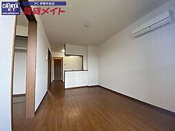 近鉄鳥羽線 五十鈴川駅 徒歩7分の賃貸アパート 2階2LDKのリビング/ダイニング