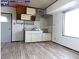 近鉄山田線 伊勢市駅 徒歩2分の賃貸マンション 9階2LDKのリビング/ダイニング