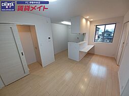 近鉄山田線 伊勢市駅 徒歩19分の賃貸アパート 2階1LDKのリビング/ダイニング