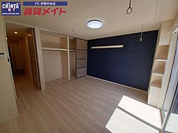 近鉄山田線 伊勢市駅 徒歩5分の賃貸アパート 3階ワンルームのリビング/ダイニング