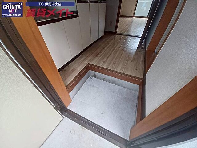 玄関