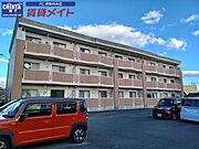 伊勢市駅より徒歩20分 築18年3ヶ月 3階建の賃貸物件