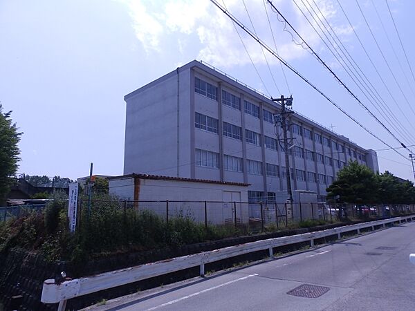 画像18:津市立一身田中学校