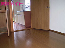 ピカリII 2階1Kのリビング/ダイニング