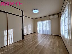 ジョイフル 2階1Kのリビング/ダイニング