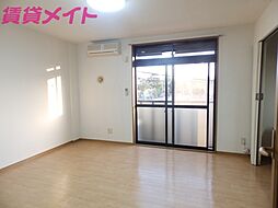 グロリアス雅 2階1LDKのリビング/ダイニング