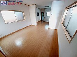 東丸之内貸家 1階2LDKのリビング/ダイニング