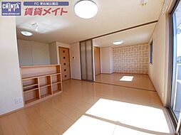 ソフィアコート　B 2階2LDKのリビング/ダイニング