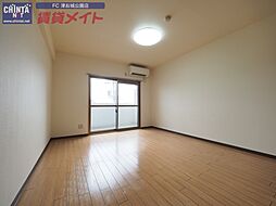 シンフォニー利平治上浜 7階1Kのリビング/ダイニング