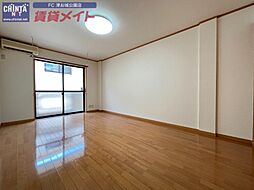 メゾンエルパティオ 1階1Kのリビング/ダイニング