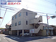 一身田駅より徒歩15分 築39年5ヶ月 3階建の賃貸物件