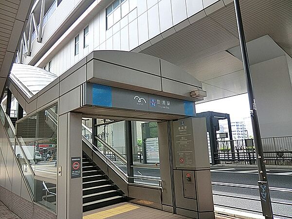 東京メトロ有楽町線との接続駅です。