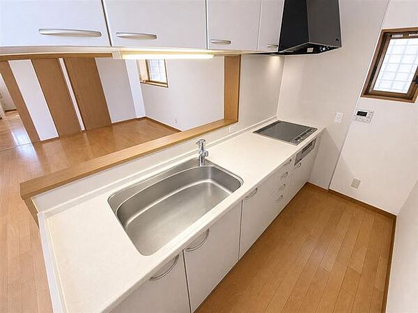 ※画像はCG加工により家具等を消去しています。