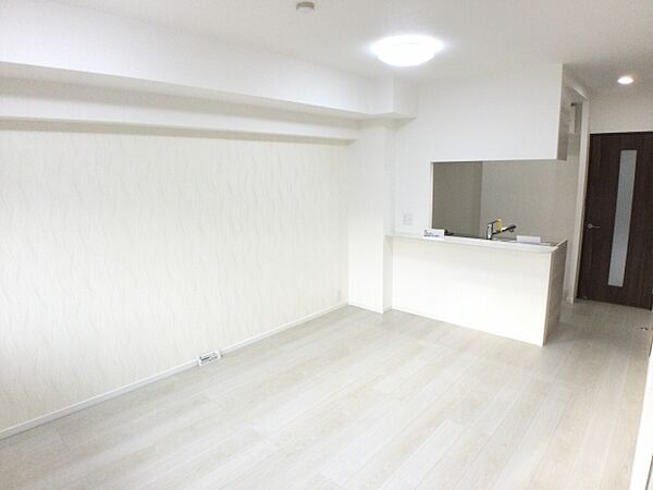 リビング/ダイニングを拡大表示