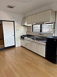 マンション葵II 311 3階2DKのリビング/ダイニング